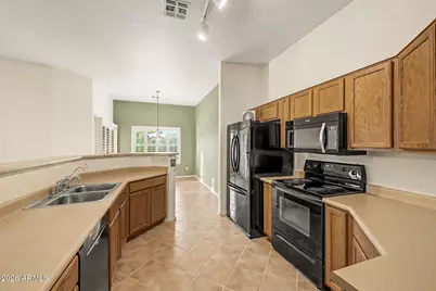 6720 E Encanto Street #21, Mesa, AZ 85205 - Photo 3