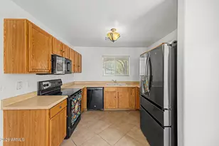 1946 E Silversmith Trail, San Tan Valley, AZ 85143 - Photo 7