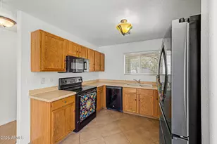1946 E Silversmith Trail, San Tan Valley, AZ 85143 - Photo 9
