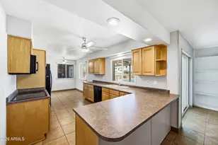 4213 E Sahuaro Dr, Phoenix, AZ 85028 - Photo 7
