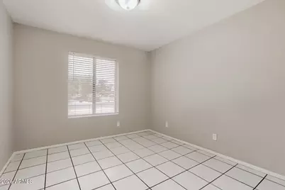3243 N 77th Drive, Phoenix, AZ 85033 - Photo 19