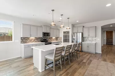 26042 W Kristal Way, Buckeye, AZ 85396 - Photo 11