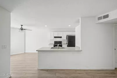 5236 W Peoria Avenue #127, Glendale, AZ 85302 - Photo 13