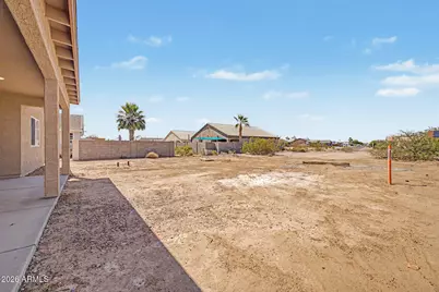 10364 W Mission Drive, Arizona City, AZ 85123 - Photo 27