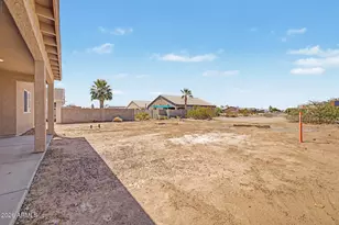 10364 W Mission Dr, Arizona City, AZ 85123 - Photo 27