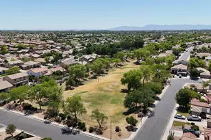 82 W Raven Dr, Chandler, AZ 85286 - Photo 51