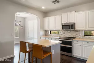 82 W Raven Dr, Chandler, AZ 85286 - Photo 13