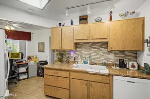 13832 N 111th Ave, Sun City, AZ 85351 - Photo 9