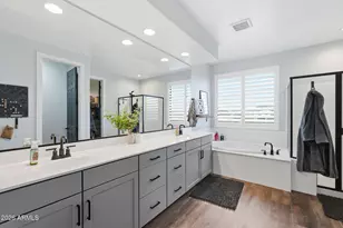 1923 W Summer Ln, San Tan Valley, AZ 85144 - Photo 47