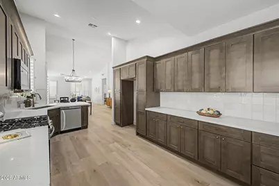 23712 S Pleasant Way, Sun Lakes, AZ 85248 - Photo 11