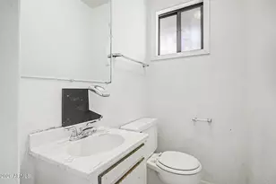 2403 E Del Rio Dr, Tempe, AZ 85282 - Photo 27