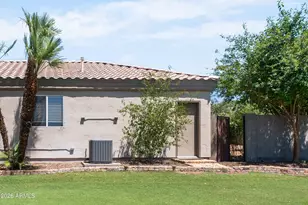370 S Equestrian Ct, Gilbert, AZ 85296 - Photo 97
