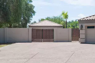 370 S Equestrian Ct, Gilbert, AZ 85296 - Photo 93
