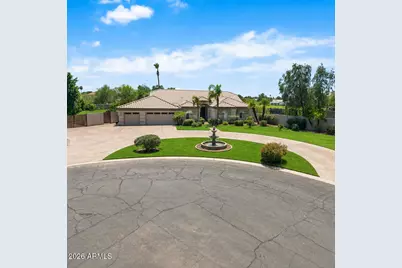 370 S Equestrian Court, Gilbert, AZ 85296 - Photo 5
