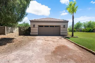 370 S Equestrian Ct, Gilbert, AZ 85296 - Photo 95