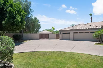 370 S Equestrian Court, Gilbert, AZ 85296 - Photo 9