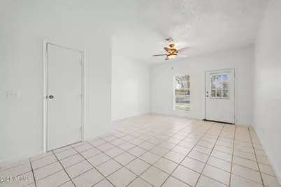 3406 W Julie Drive #3, Phoenix, AZ 85027 - Photo 3