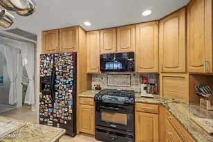 9146 W Oraibi Dr, Peoria, AZ 85382 - Photo 17