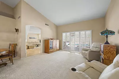 9146 W Oraibi Drive, Peoria, AZ 85382 - Photo 11