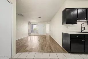 10807 W Northern Ave, Glendale, AZ 85307 - Photo 15