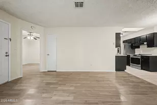 10807 W Northern Ave, Glendale, AZ 85307 - Photo 11