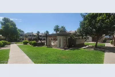 3301 E Earll Drive #119, Phoenix, AZ 85018 - Photo 9