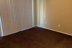 3301 E Earll Dr, Phoenix, AZ 85018 - Photo 5