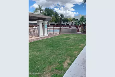 3301 E Earll Drive #Unit 119, Phoenix, AZ 85018 - Photo 11