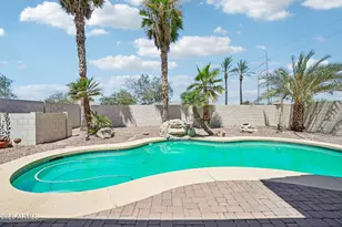 12172 N 150th Ln, Surprise, AZ 85379 - Photo 11