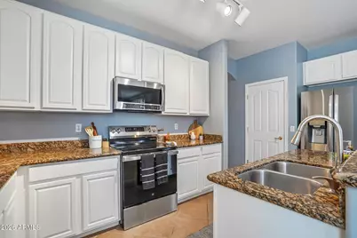 12172 N 150th Lane, Surprise, AZ 85379 - Photo 19