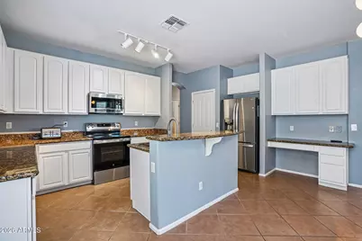12172 N 150th Lane, Surprise, AZ 85379 - Photo 5