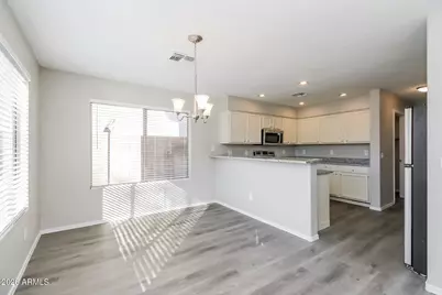 941 E Windsor Drive, Gilbert, AZ 85296 - Photo 5
