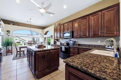 13046 N Mimosa Drive, Fountain Hills, AZ 85268 - Photo 9
