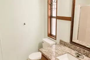8427 W Glendale Ave, Glendale, AZ 85305 - Photo 11