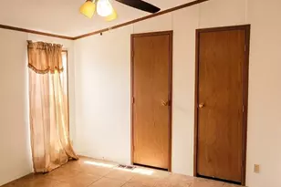 8427 W Glendale Ave, Glendale, AZ 85305 - Photo 9