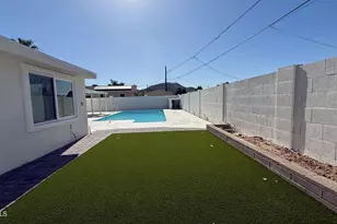 2507 W Corrine Dr, Phoenix, AZ 85029 - Photo 17