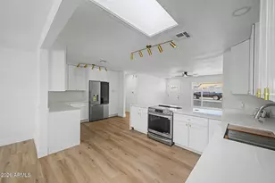 2507 W Corrine Dr, Phoenix, AZ 85029 - Photo 5