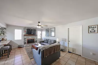 5126 W Mercer Lane, Glendale, AZ 85304 - Photo 9
