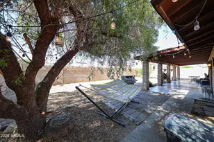 5126 W Mercer Ln, Glendale, AZ 85304 - Photo 43