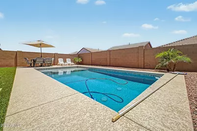 4215 E Payton Anne Lane, San Tan Valley, AZ 85143 - Photo 17