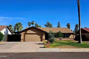 3437 W Helena Dr, Phoenix, AZ 85053 - Photo 1