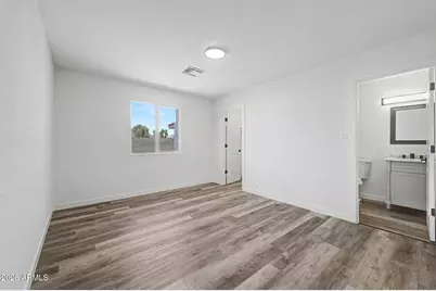 3030 N 64th Drive, Phoenix, AZ 85033 - Photo 23