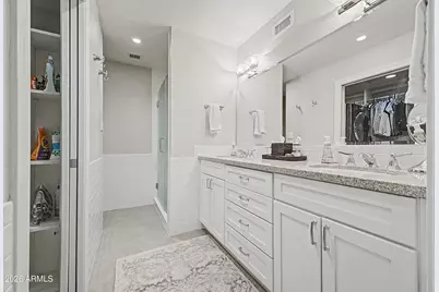 5221 N 24th Street #206, Phoenix, AZ 85016 - Photo 19