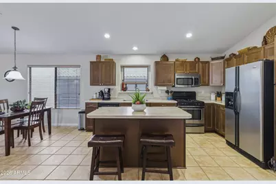 43500 W Hillman Drive, Maricopa, AZ 85138 - Photo 21