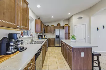 43500 W Hillman Drive, Maricopa, AZ 85138 - Photo 19