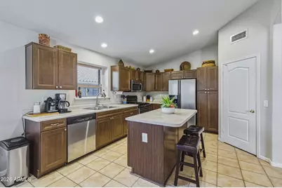 43500 W Hillman Drive, Maricopa, AZ 85138 - Photo 21
