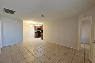 312 W Yukon Dr, Phoenix, AZ 85027 - Photo 3