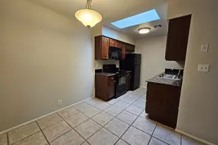 312 W Yukon Dr, Phoenix, AZ 85027 - Photo 5