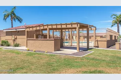 312 W Yukon Drive #7, Phoenix, AZ 85027 - Photo 19