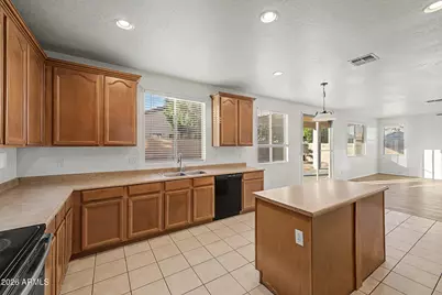 16812 W Marconi Avenue, Surprise, AZ 85388 - Photo 27